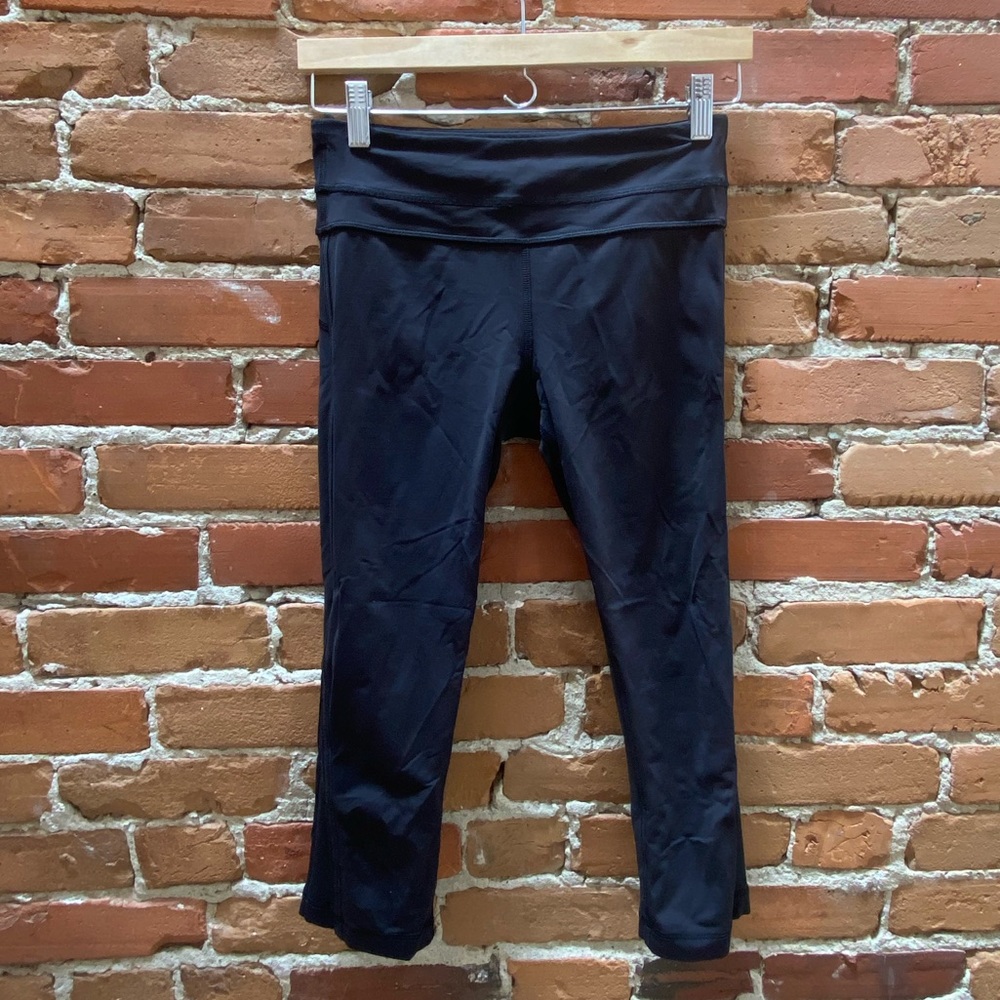 Lululemon 3/4 Length Luxtreme Leggings